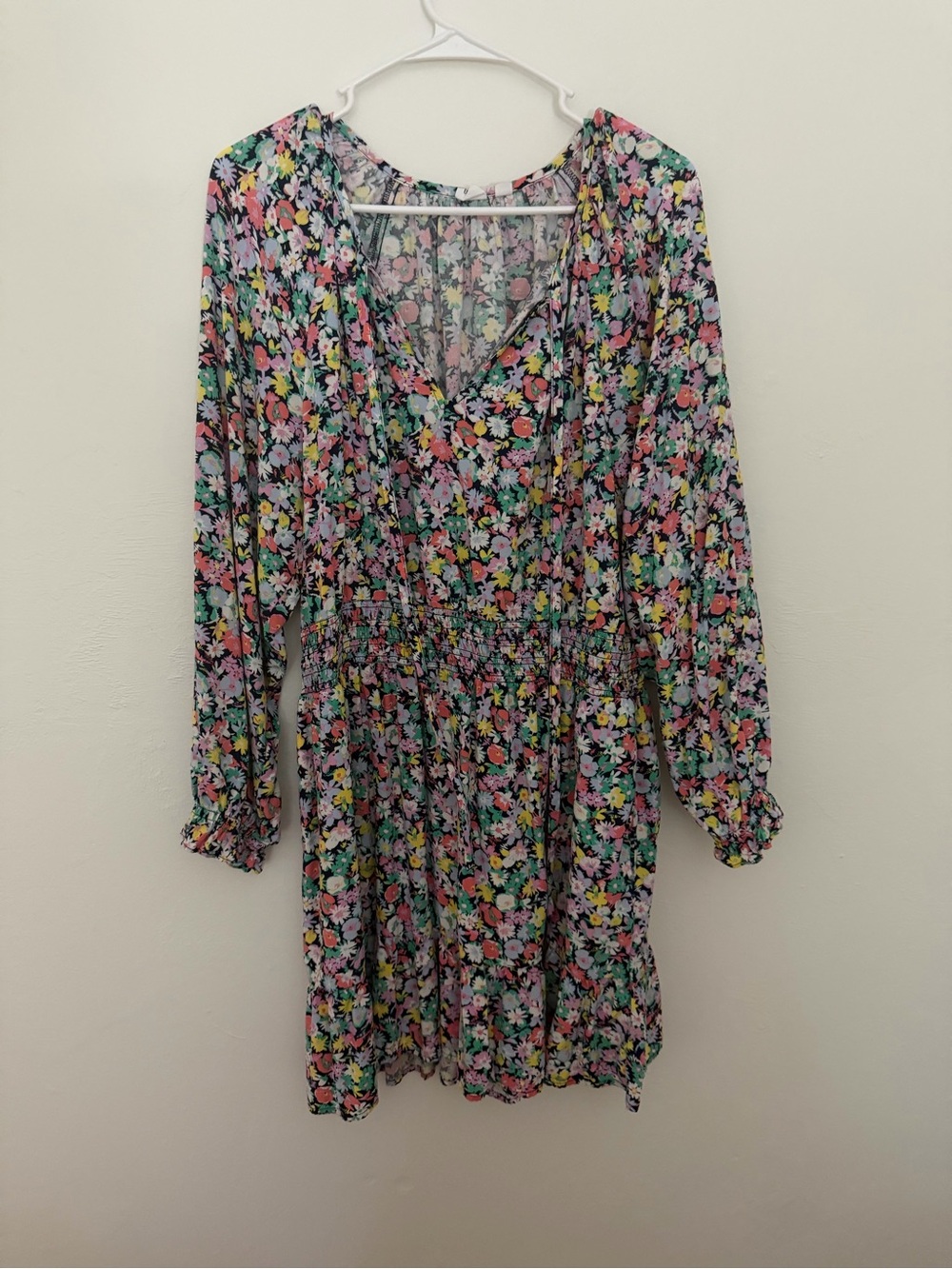 GAP women’s long sleeve dress - size large